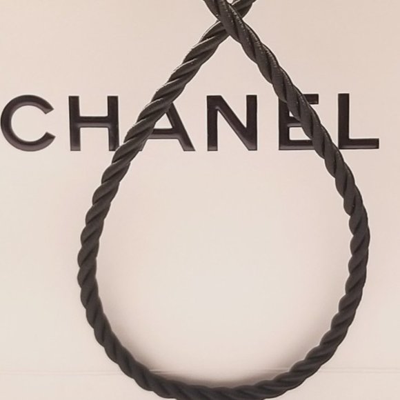 CHANEL Authentic Shopping Bag White & Black Signature Paper Gift Bag & Ribbon - Picture 6 of 9